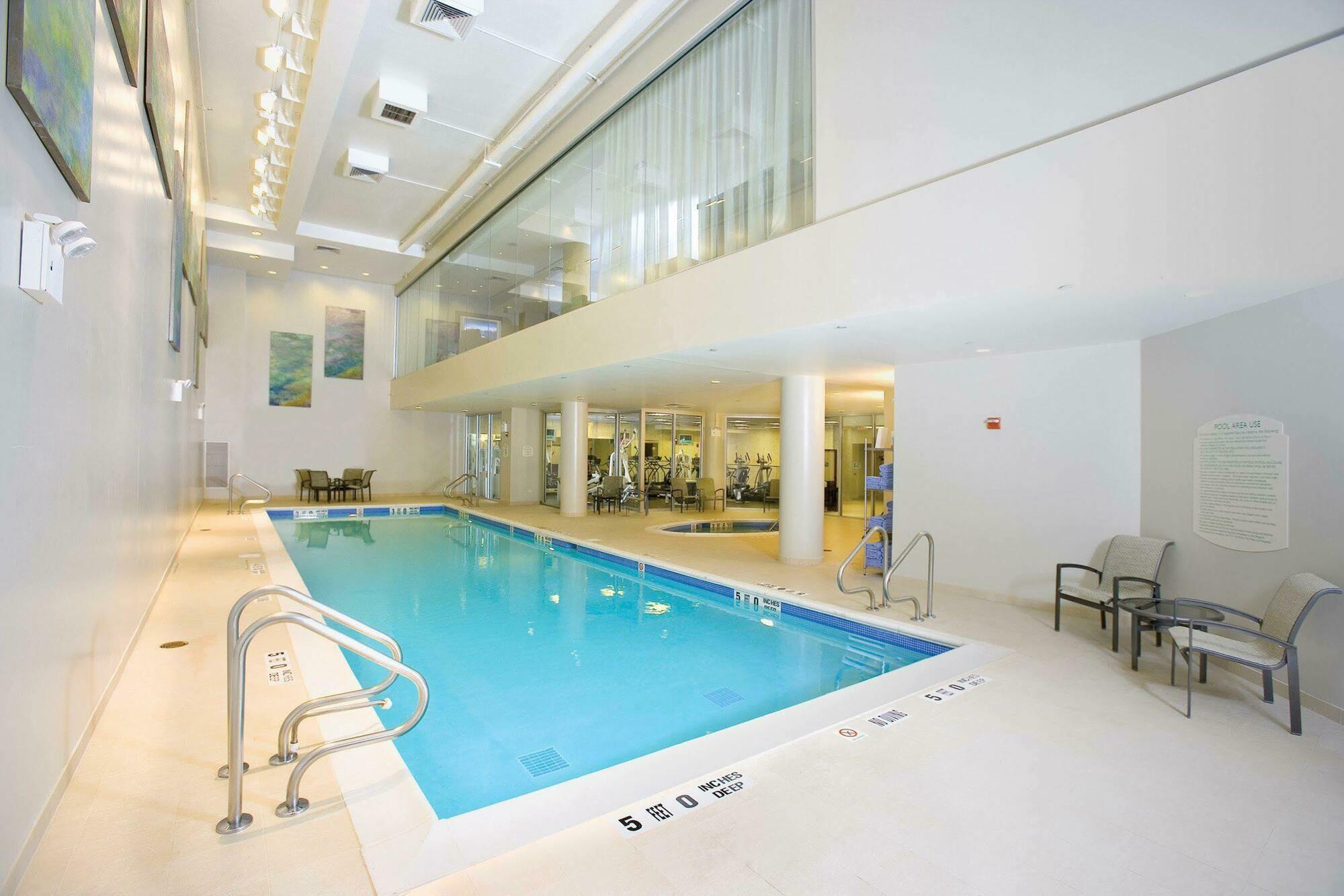 Courtyard New York Manhattan/Upper East Side Екстериор снимка